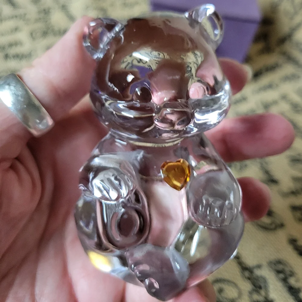 Vintage Fenton November Topaz birthstone crystal bear comes with box - Picture 2 of 9
